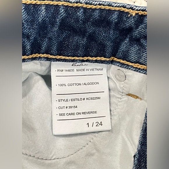 NWT KanCan Denim Shorts High Rise Light Color Thread Detail Fray Hem; Size 1/24 - Picture 6 of 11